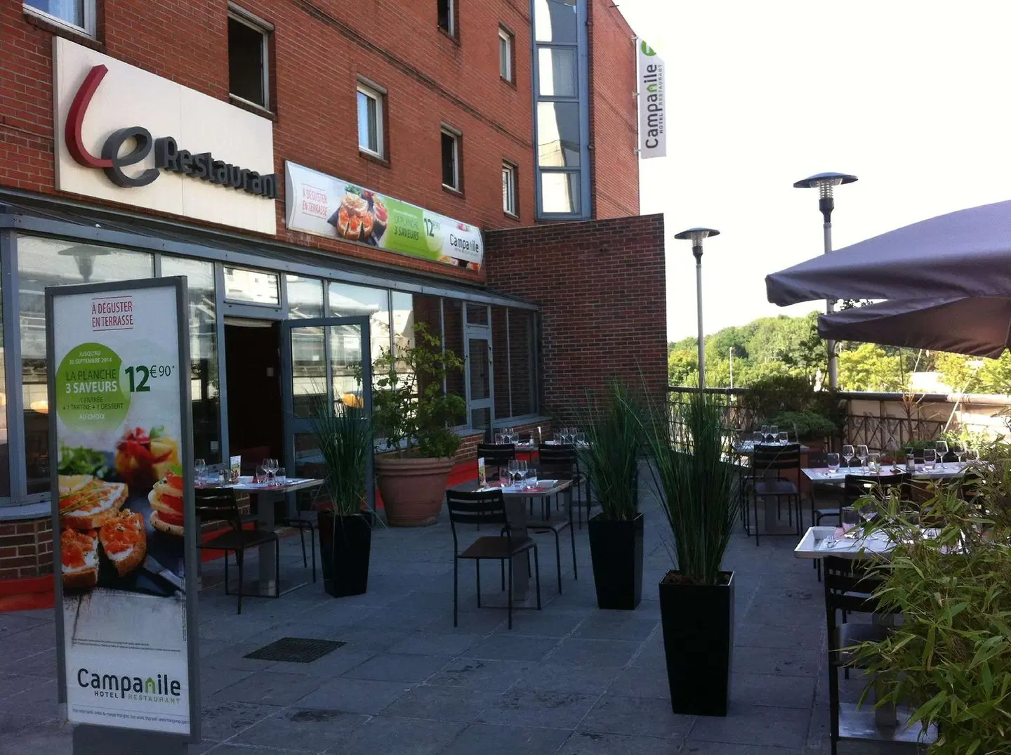 Campanile Saint Quentin En Yvelines Terrasse