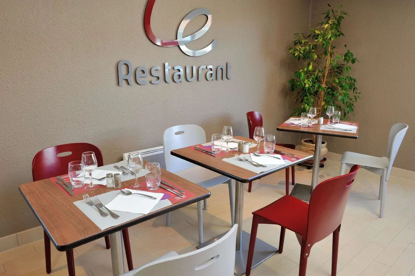 Campanile Valence Sud RESTAURANT