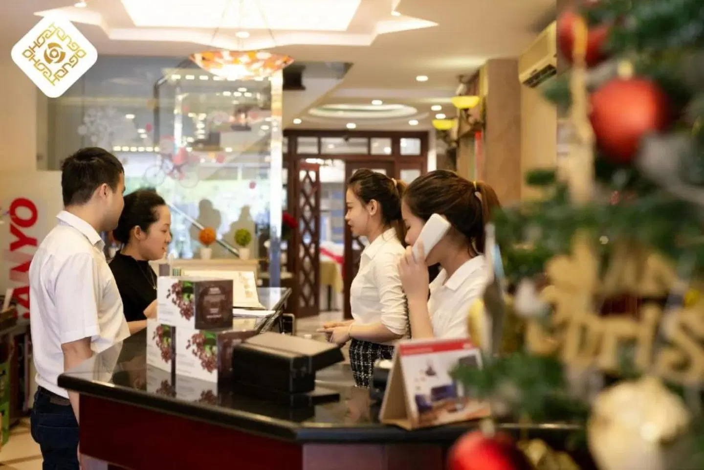 Hoa Hong Hotel PEOPLE
