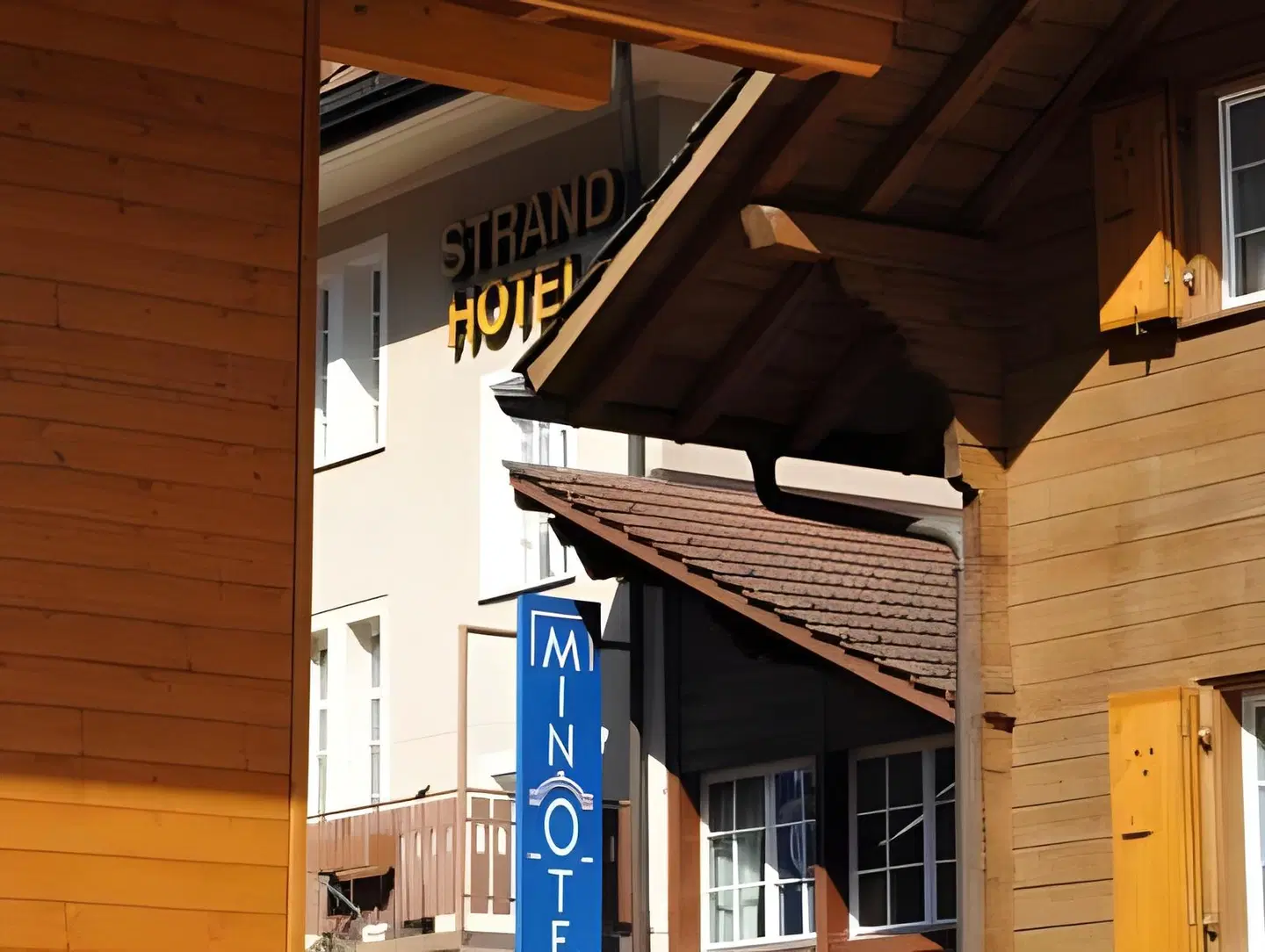 Hotel Strandhotel EXTERIOR