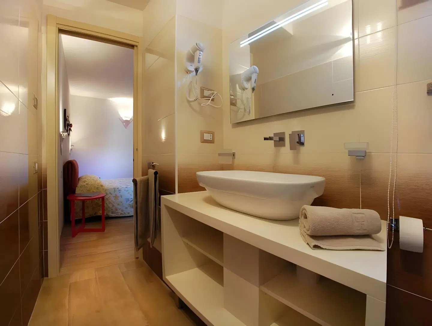 Grindi Suite Badezimmer