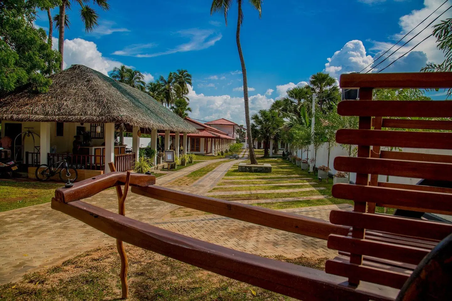 Palm Resort Nilaveli Garten