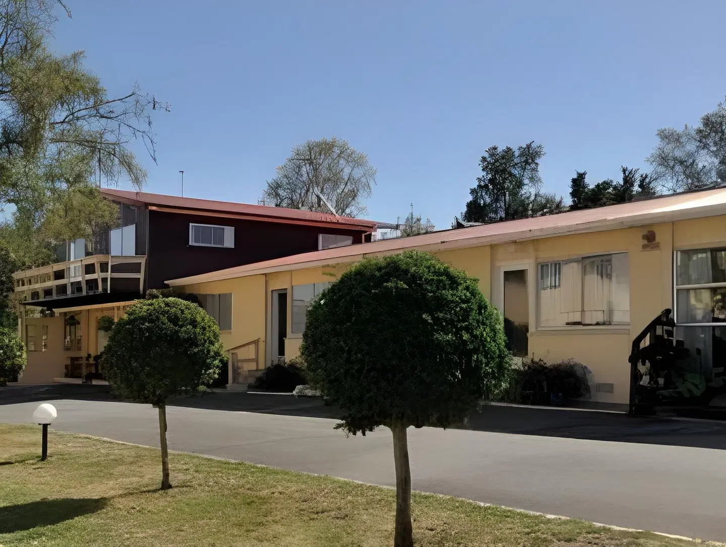 Mountain View Motel EXTERIOR