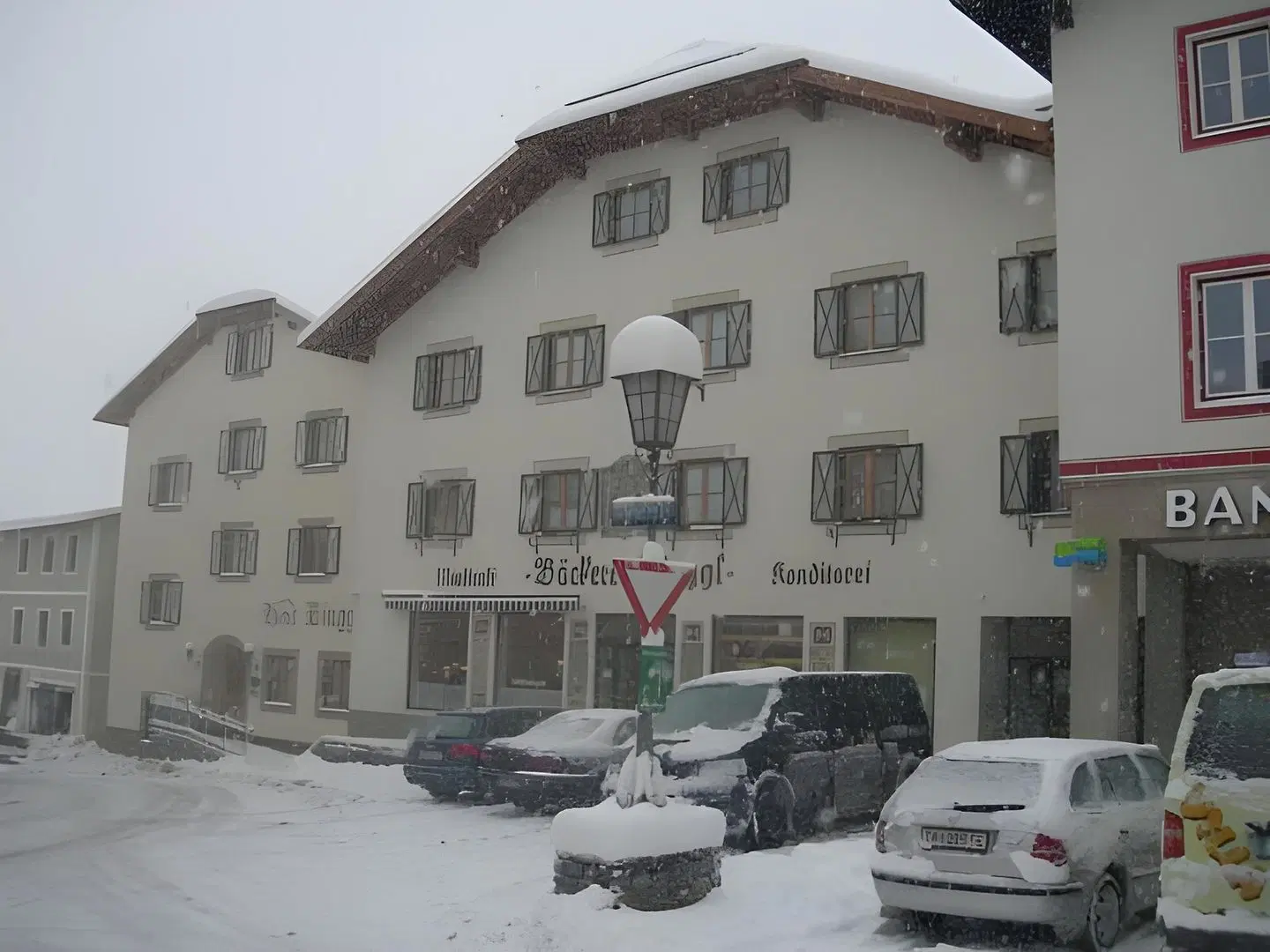 Hotel Binggl EXTERIOR