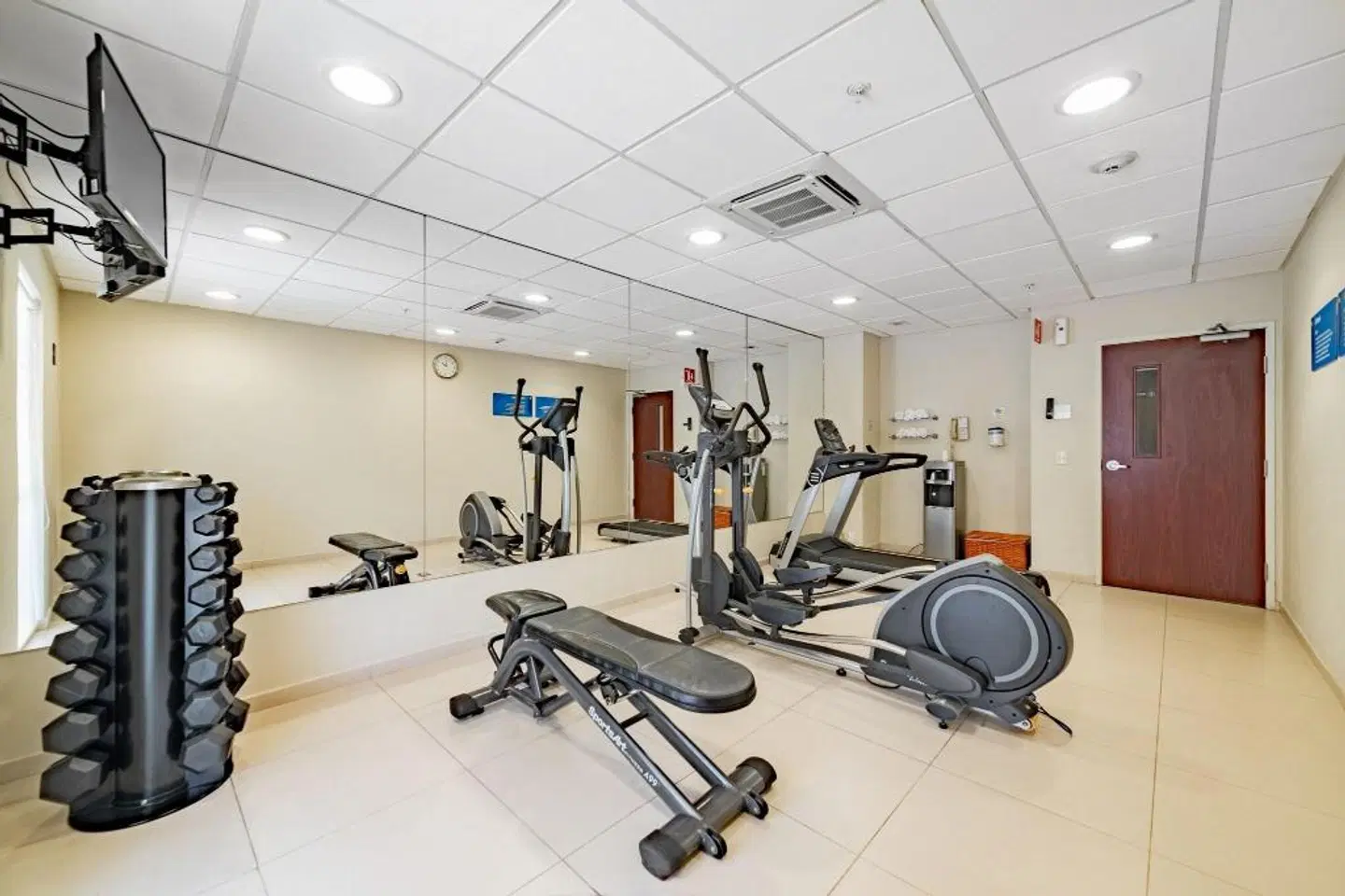 City Express Villahermosa SPORTS_AND_LEISURE