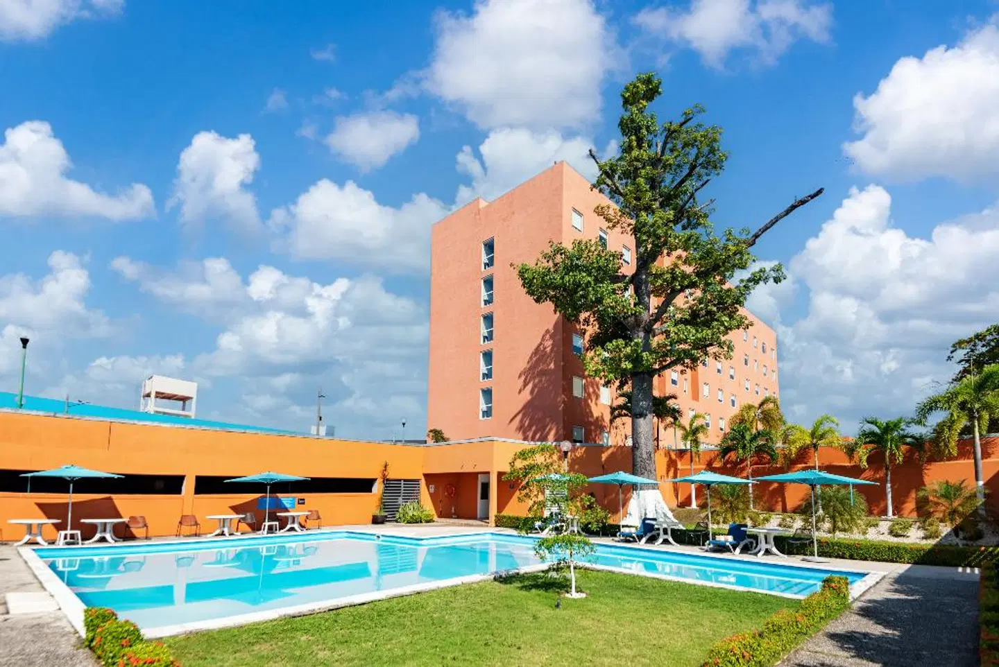 City Express Villahermosa EXTERIOR