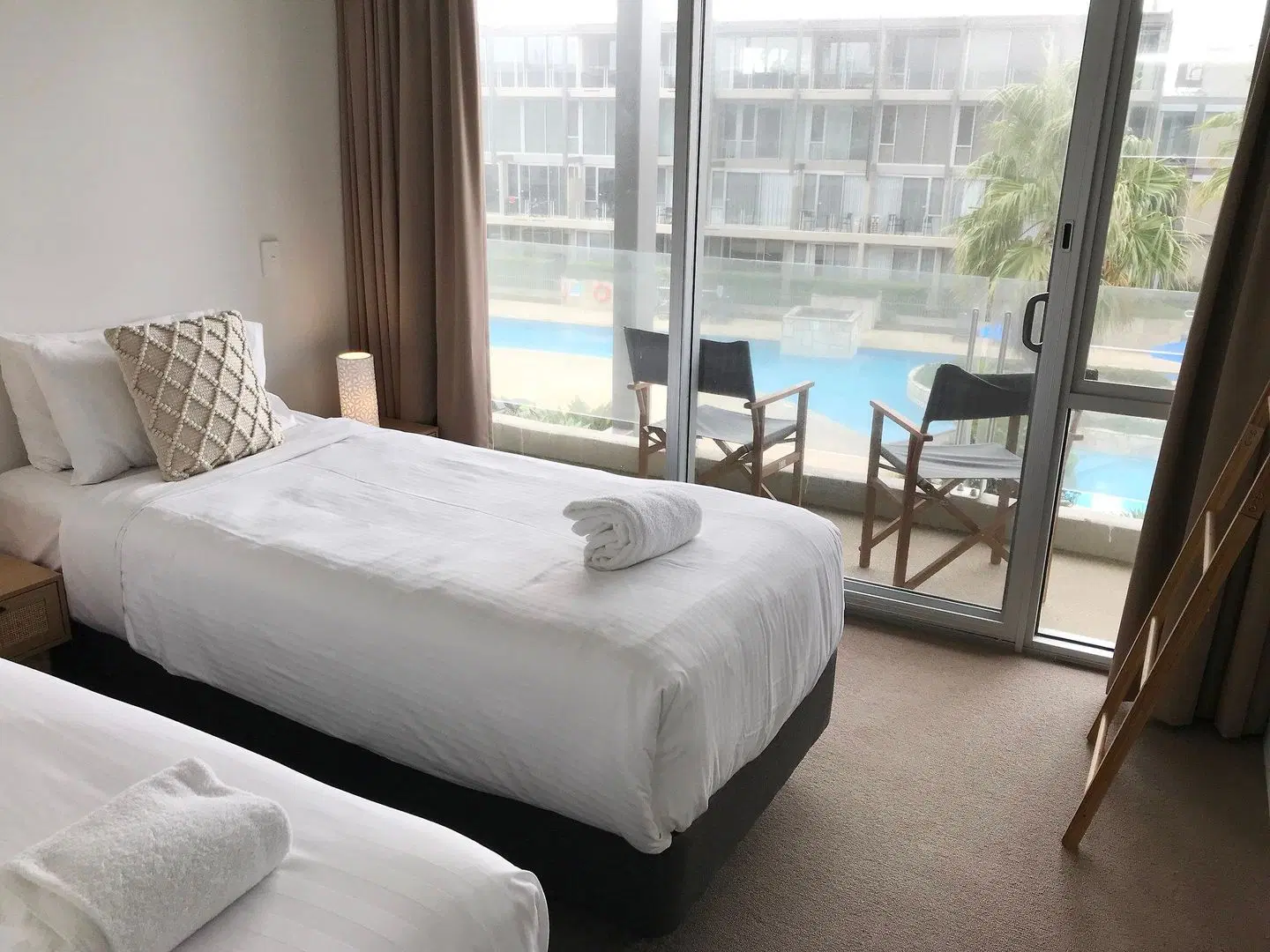 Beachfront Resort Torquay ROOM_EXAMPLE