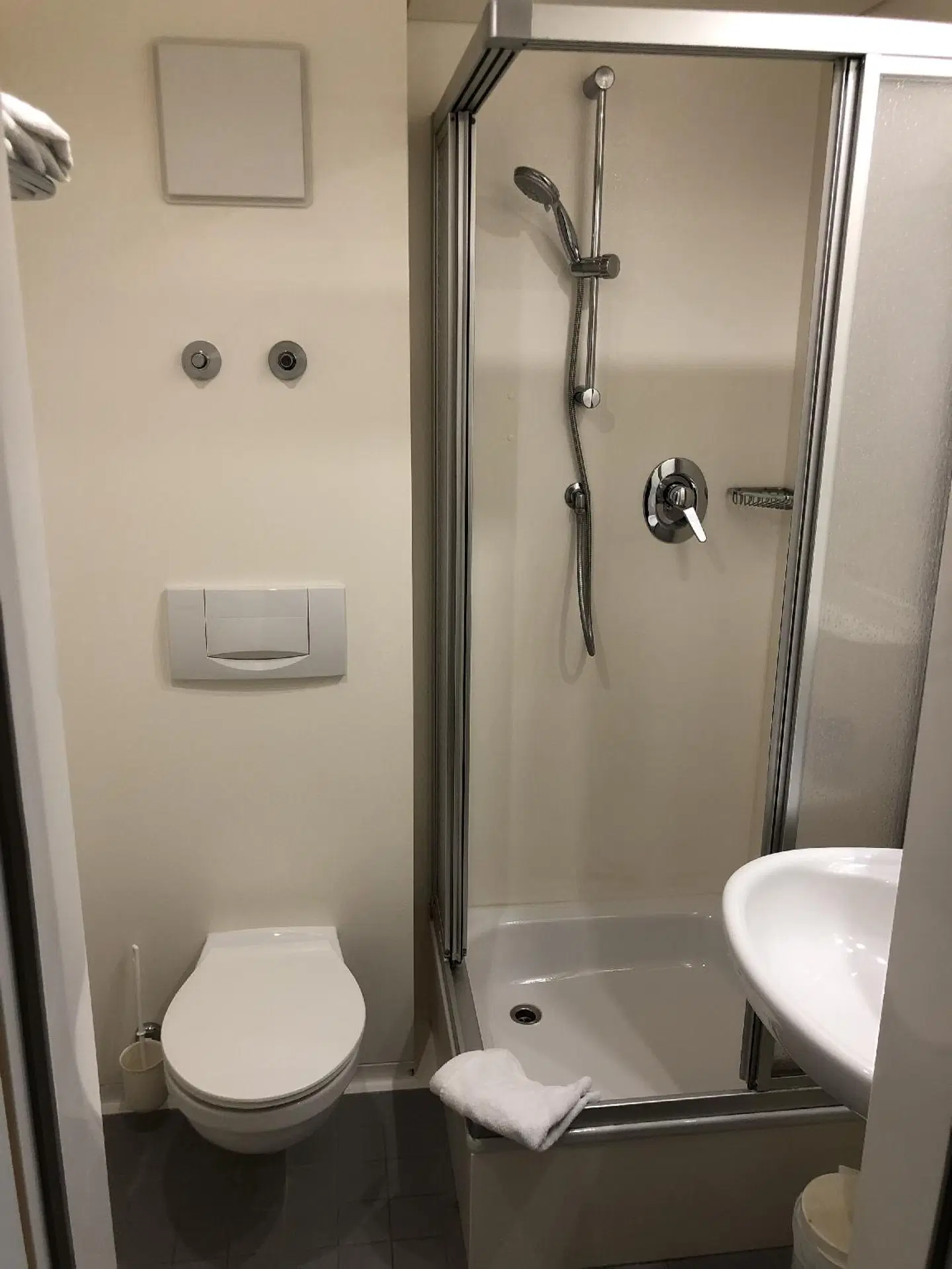 Brandiser Parkhotel Badezimmer