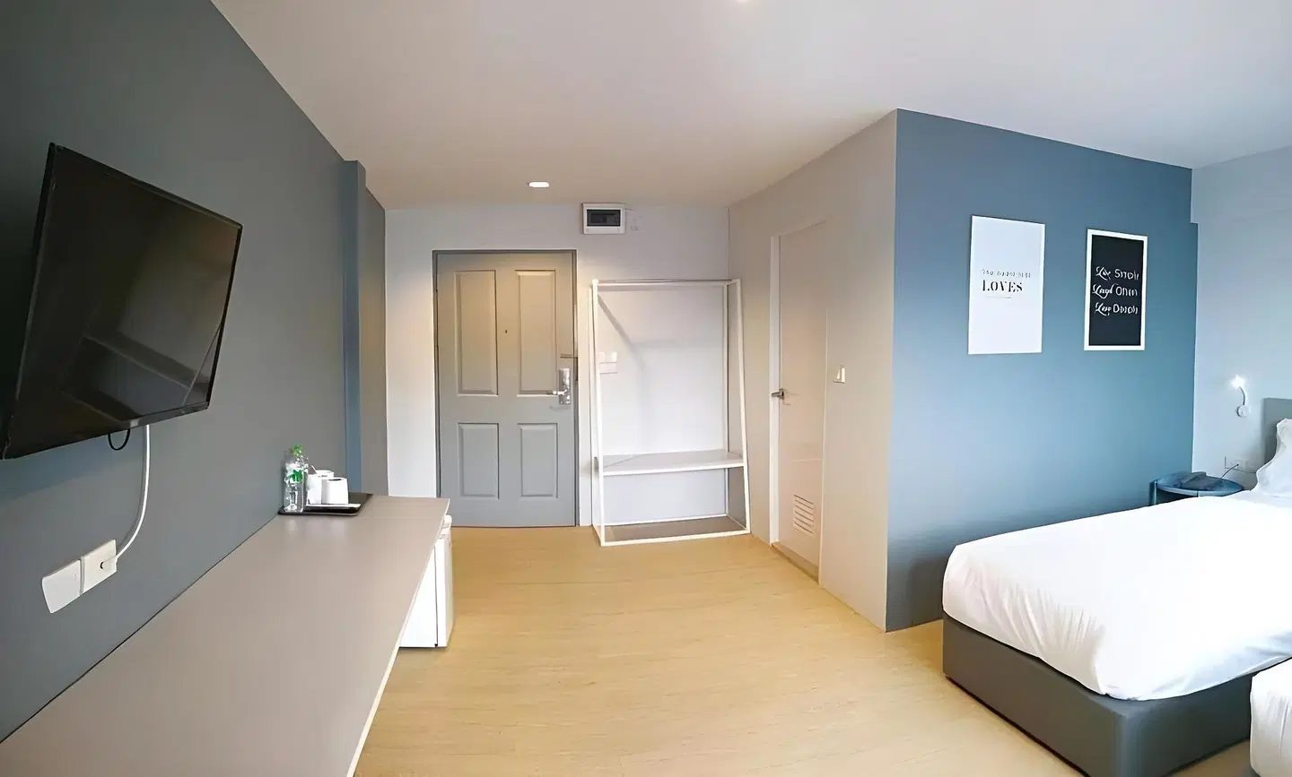 Manonta Budget Hotel ROOM_EXAMPLE