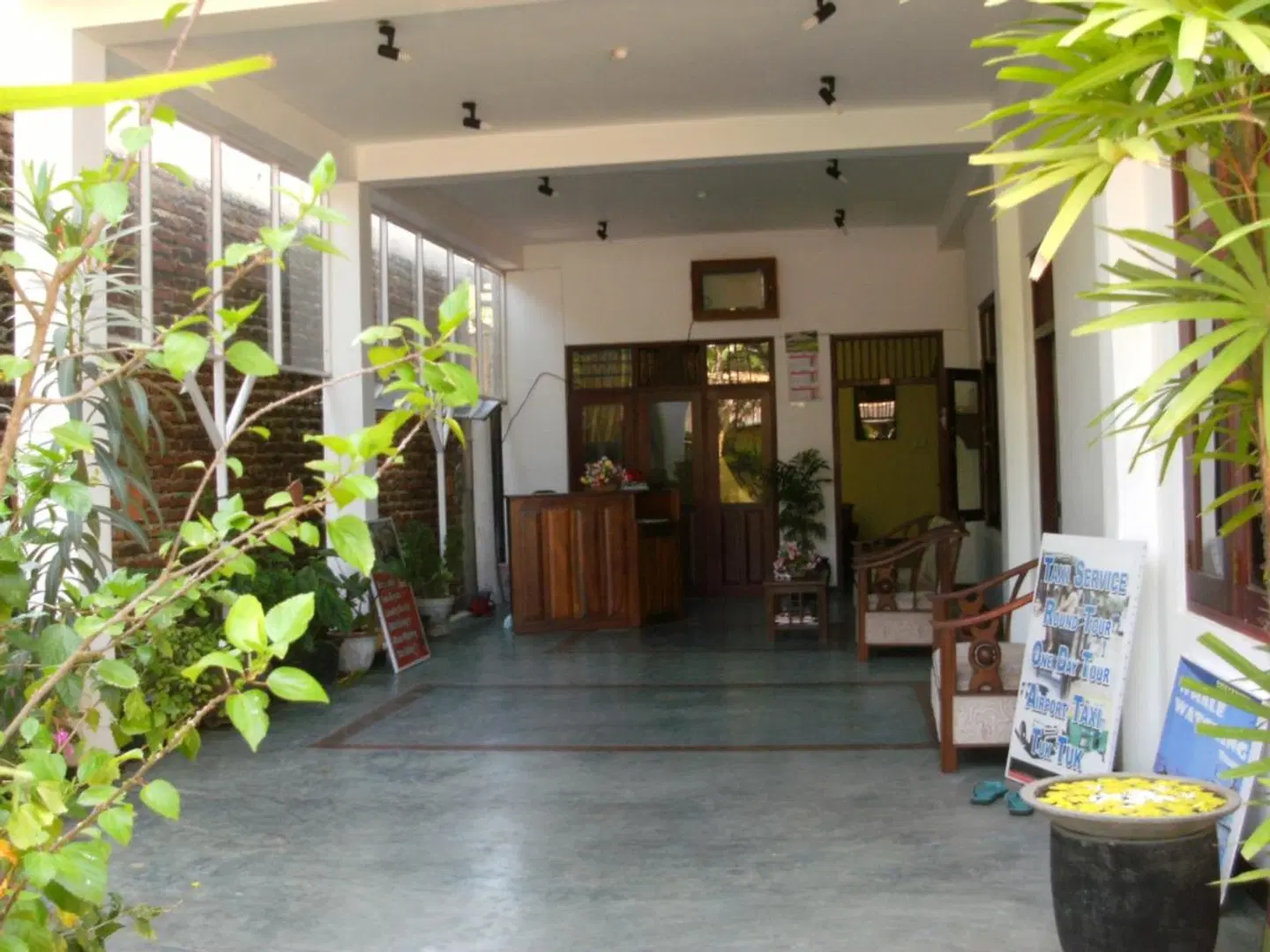 Hotel Bay Watch EXTERIOR