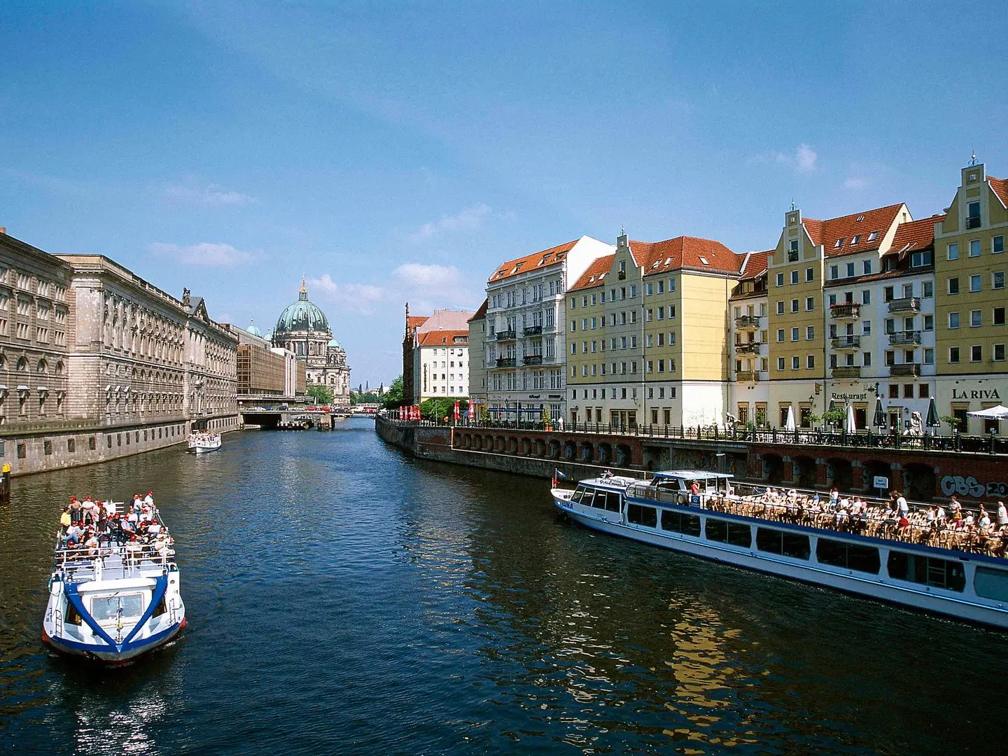 ibis Styles Berlin City Ost Terrasse