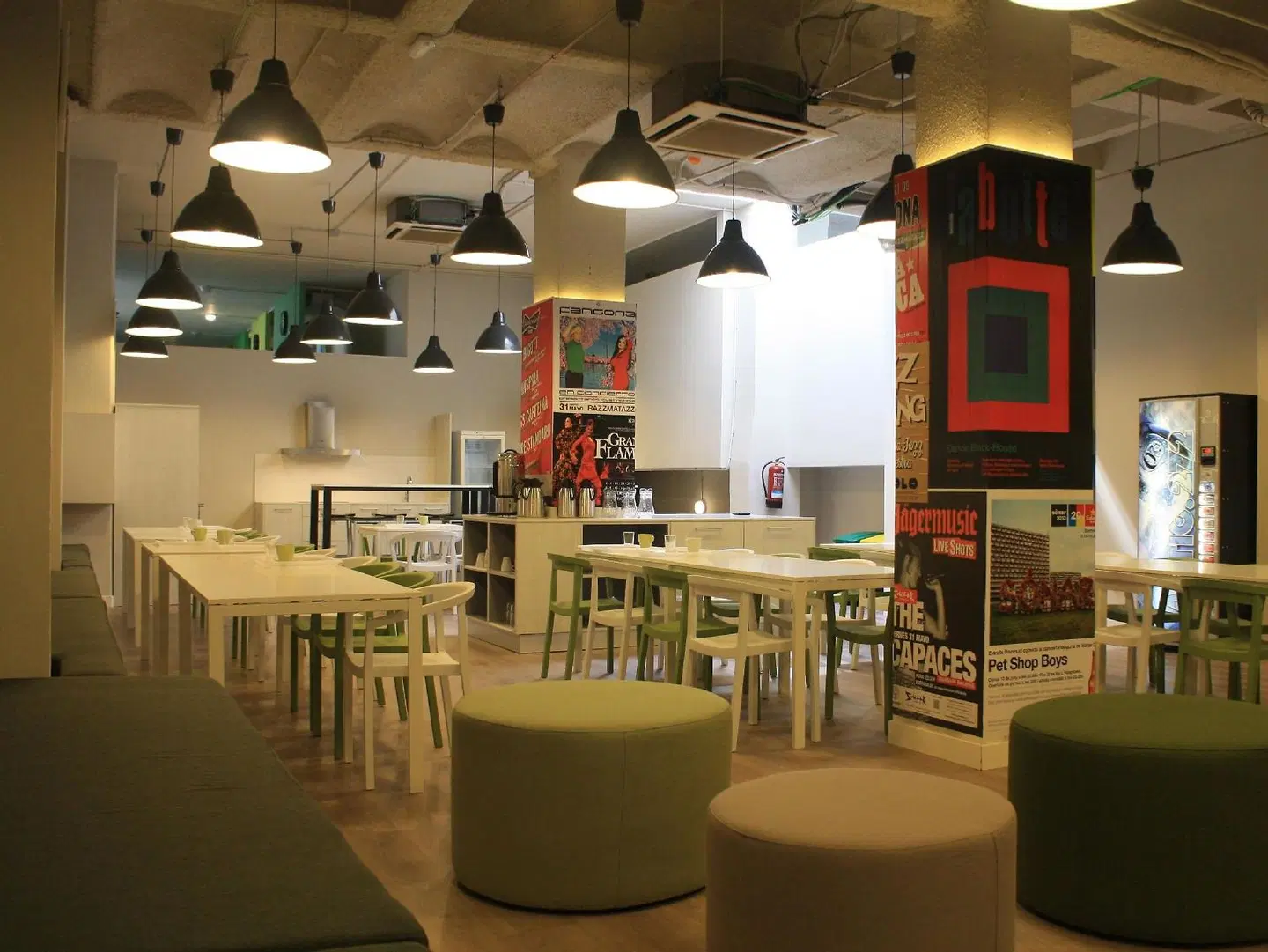 Hola Hostal Eixample Bar