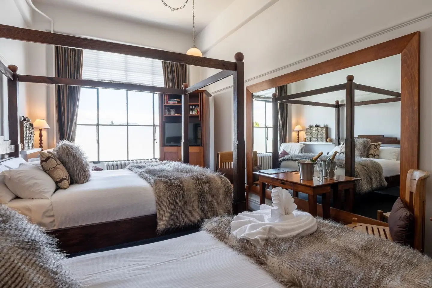 D'Urville ROOM_EXAMPLE