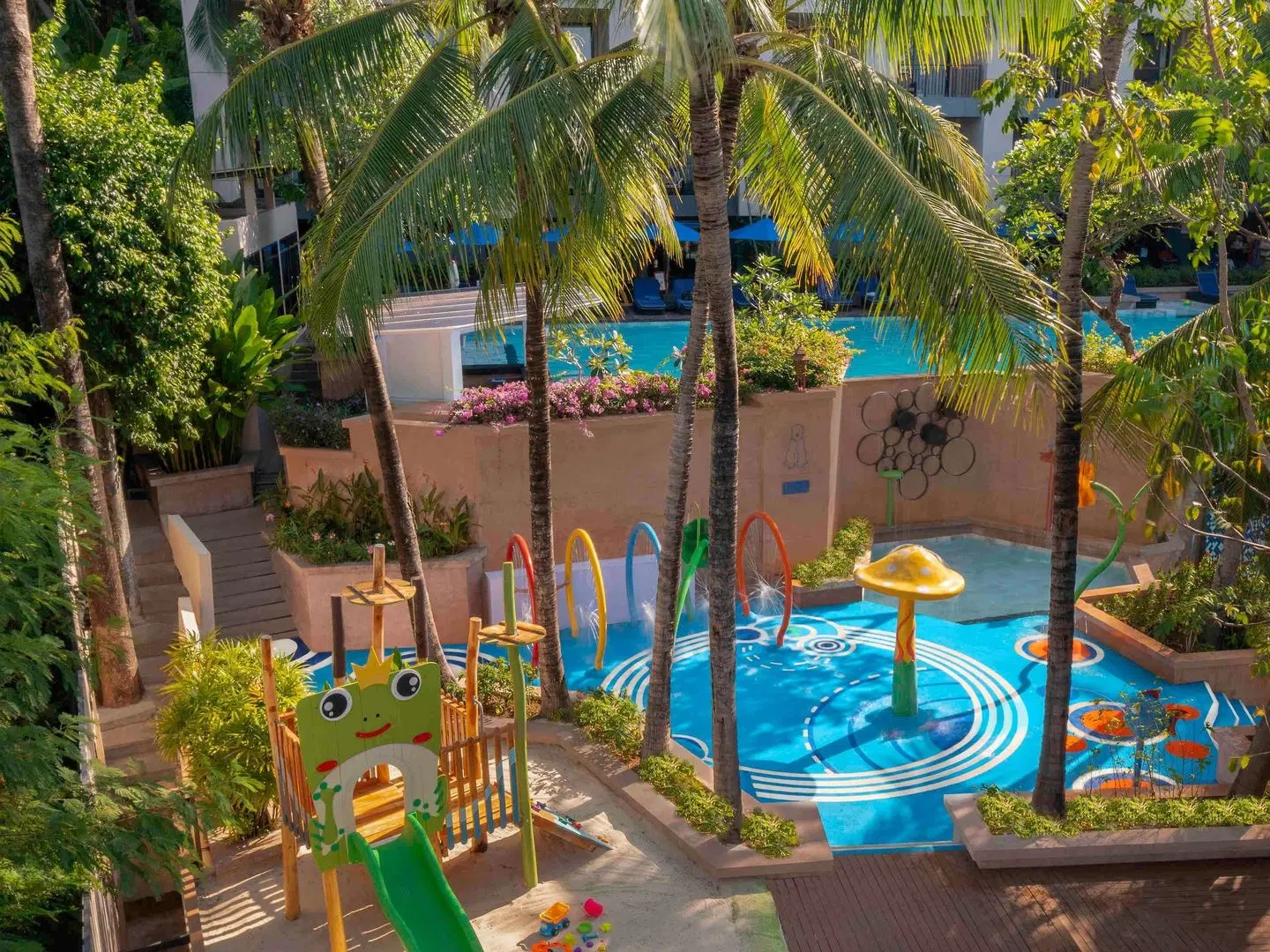 Novotel Phuket Kata Avista Resort & Spa Hotel Terrasse