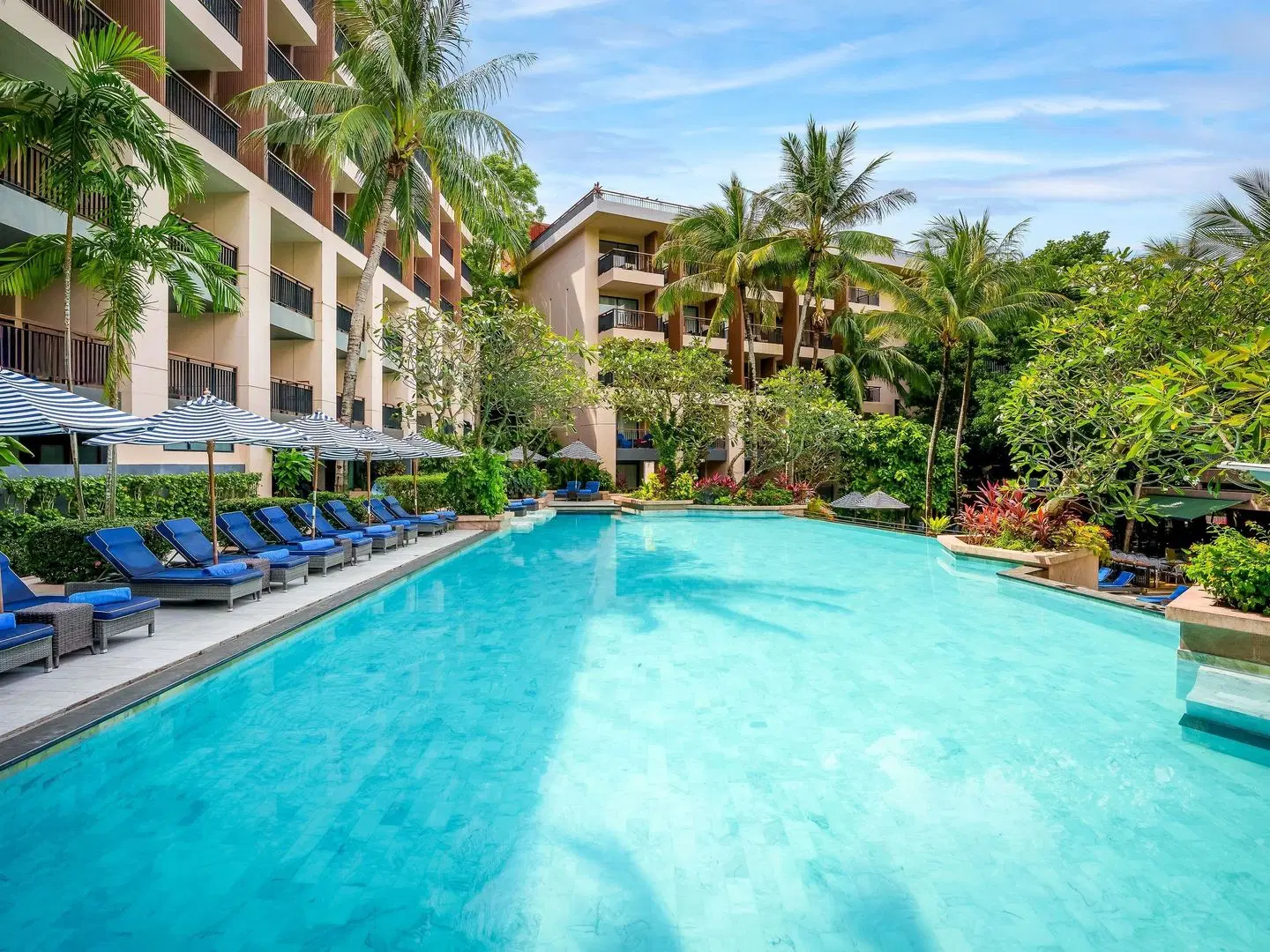 Novotel Phuket Kata Avista Resort & Spa Hotel OUTDOOR_POOL
