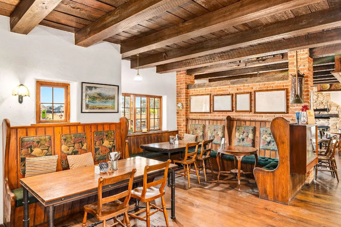 Honest Lawyer Bar