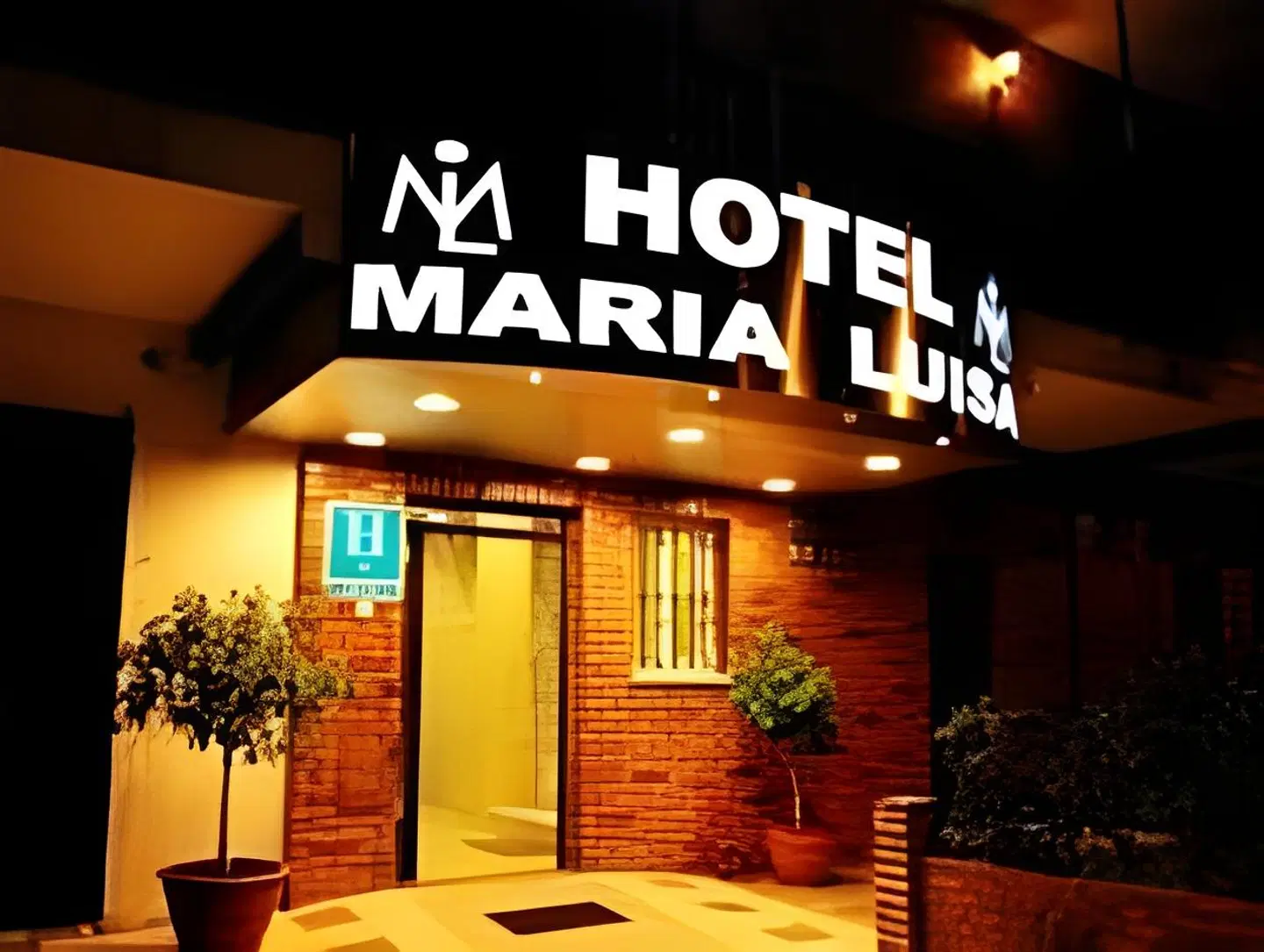 Maria Luisa EXTERIOR