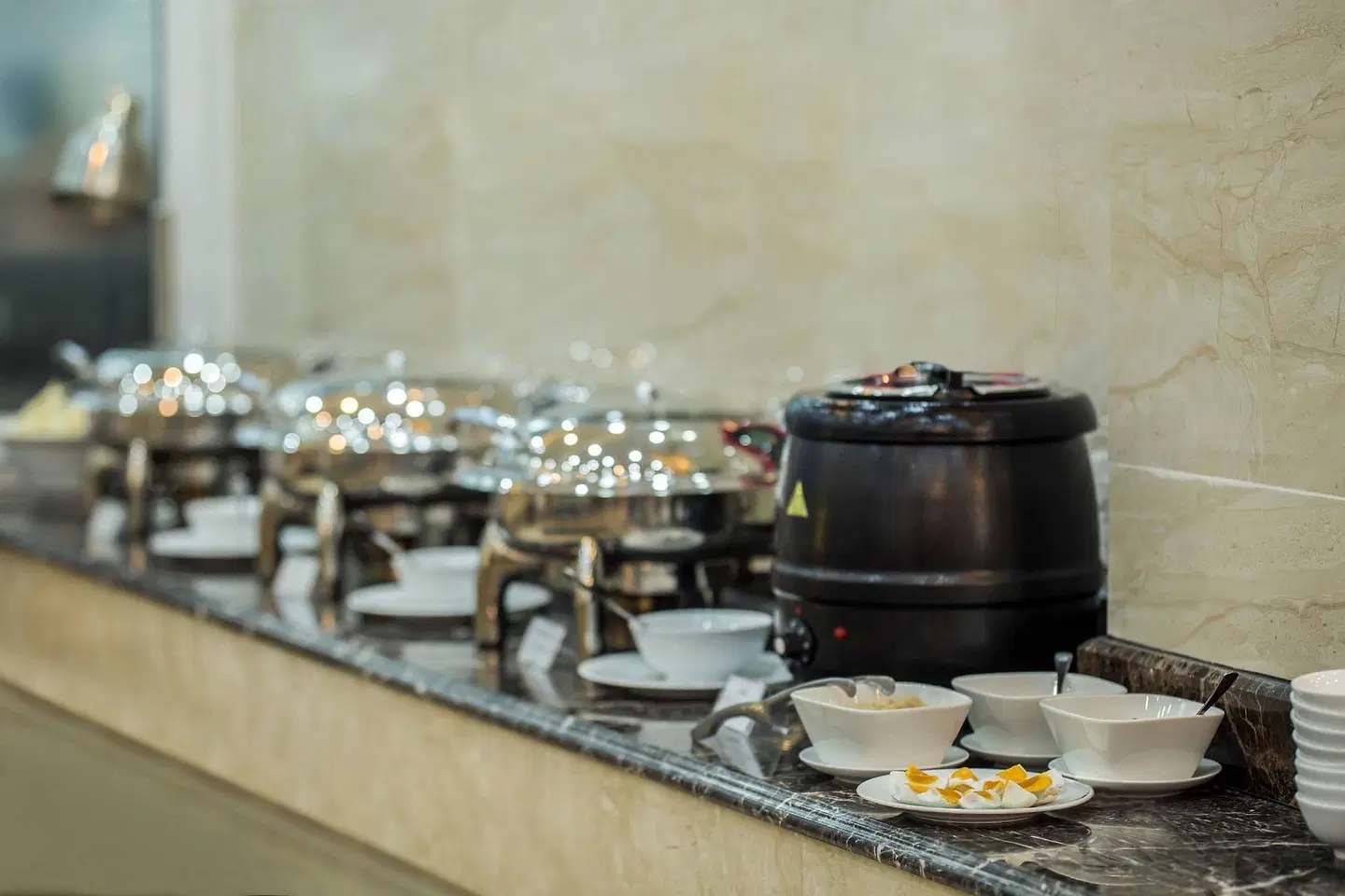 Roy Dala Hotel Restaurant