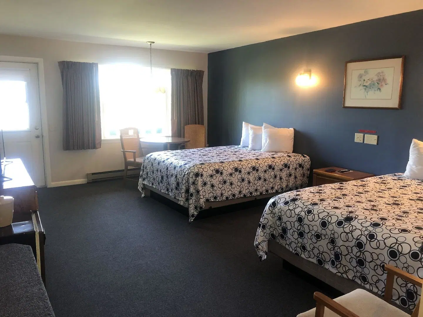 Edenbrook Motel ROOM_EXAMPLE