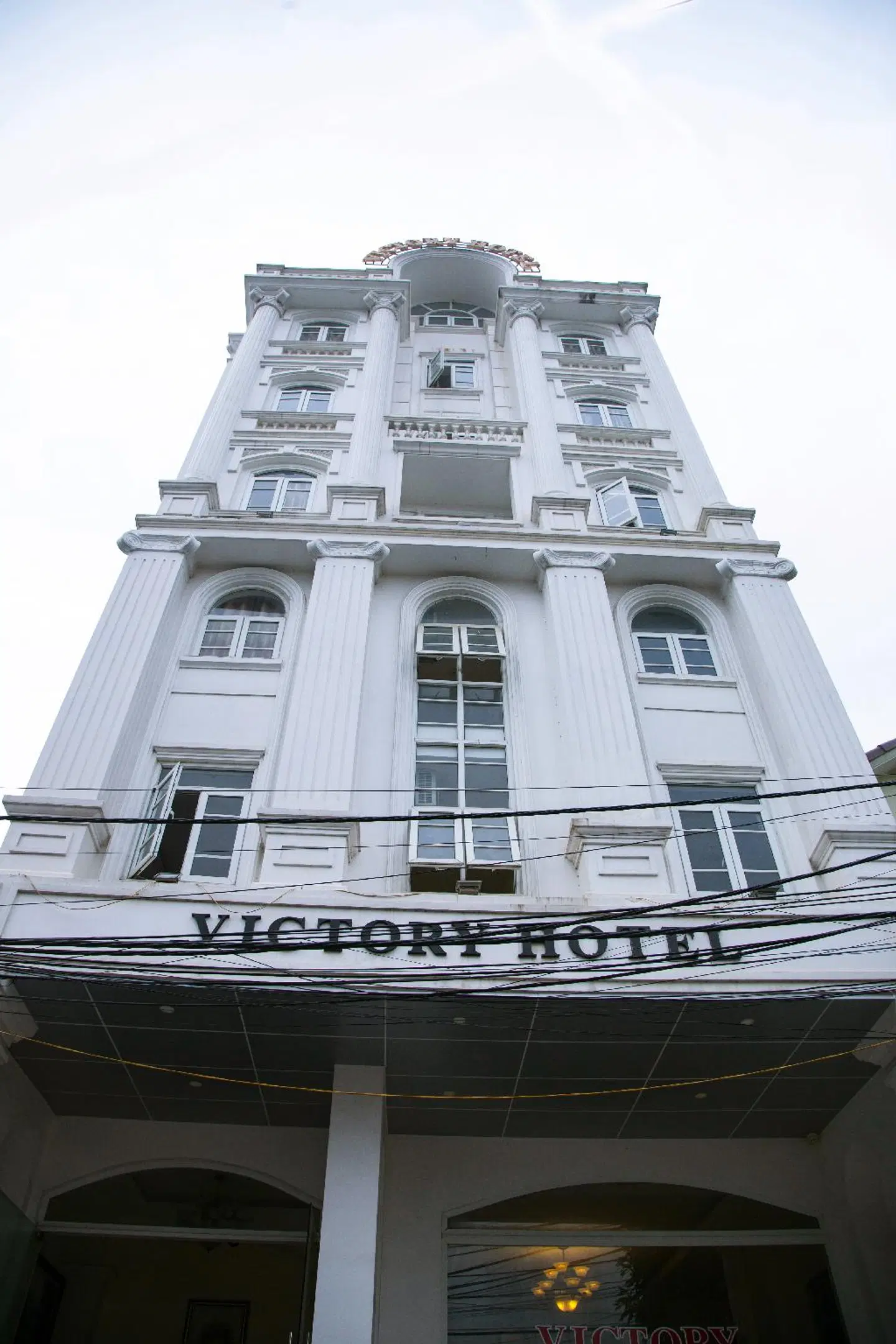 Victory Hotel EXTERIOR