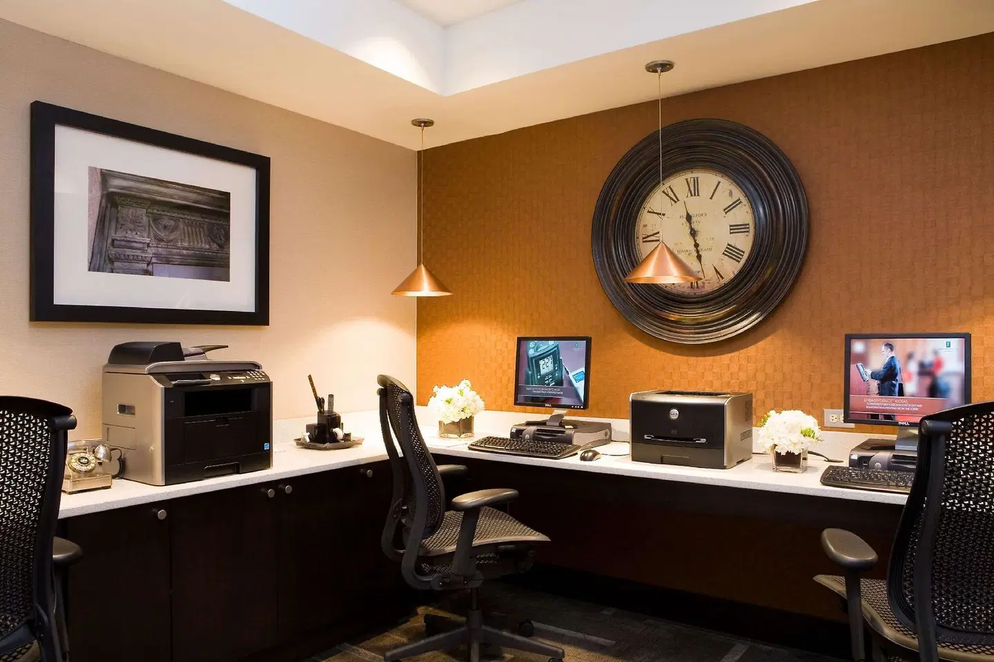 Embassy Suites by Hilton Portland ROOM_EXAMPLE