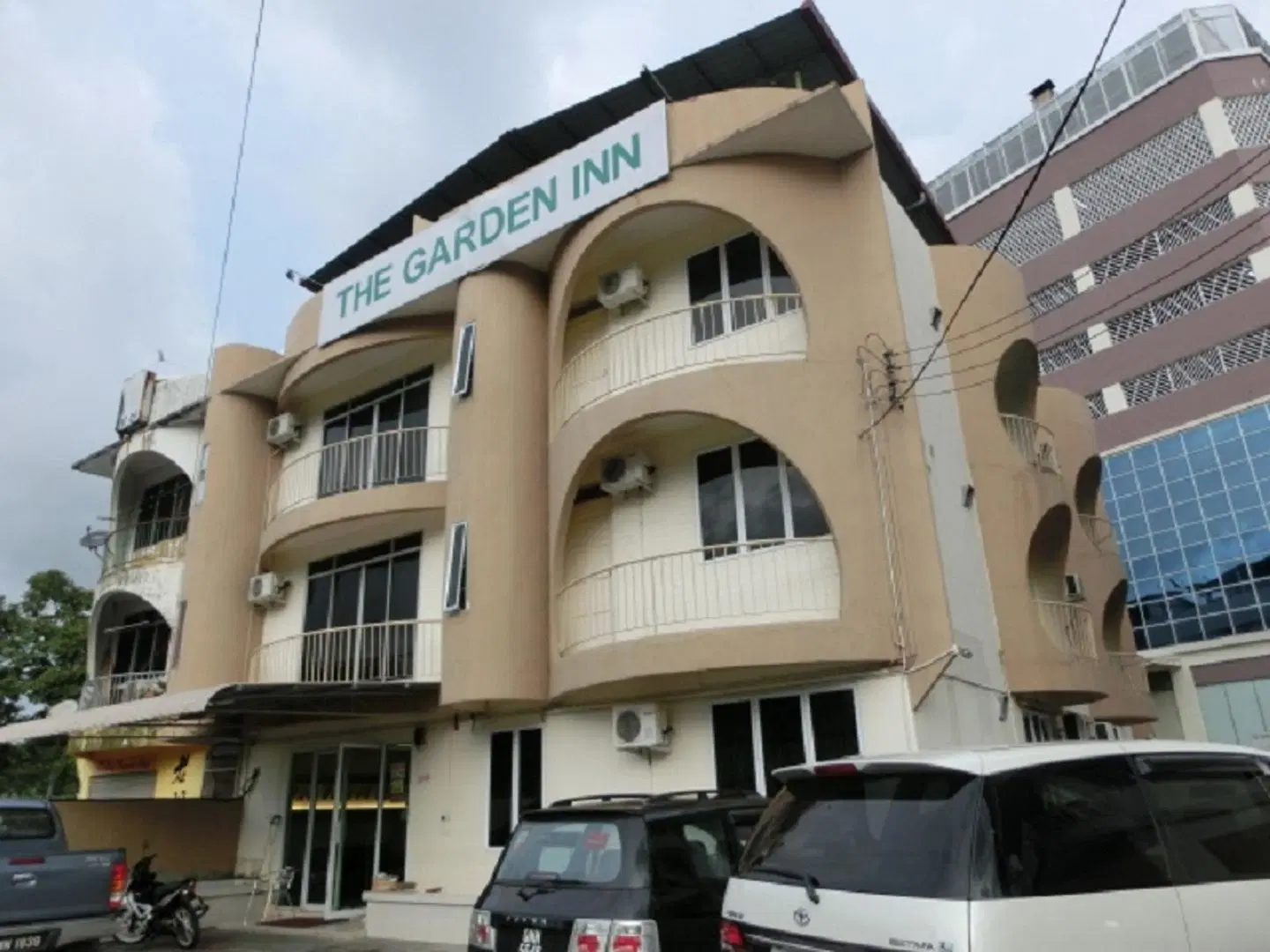 The Garden Inn EXTERIOR