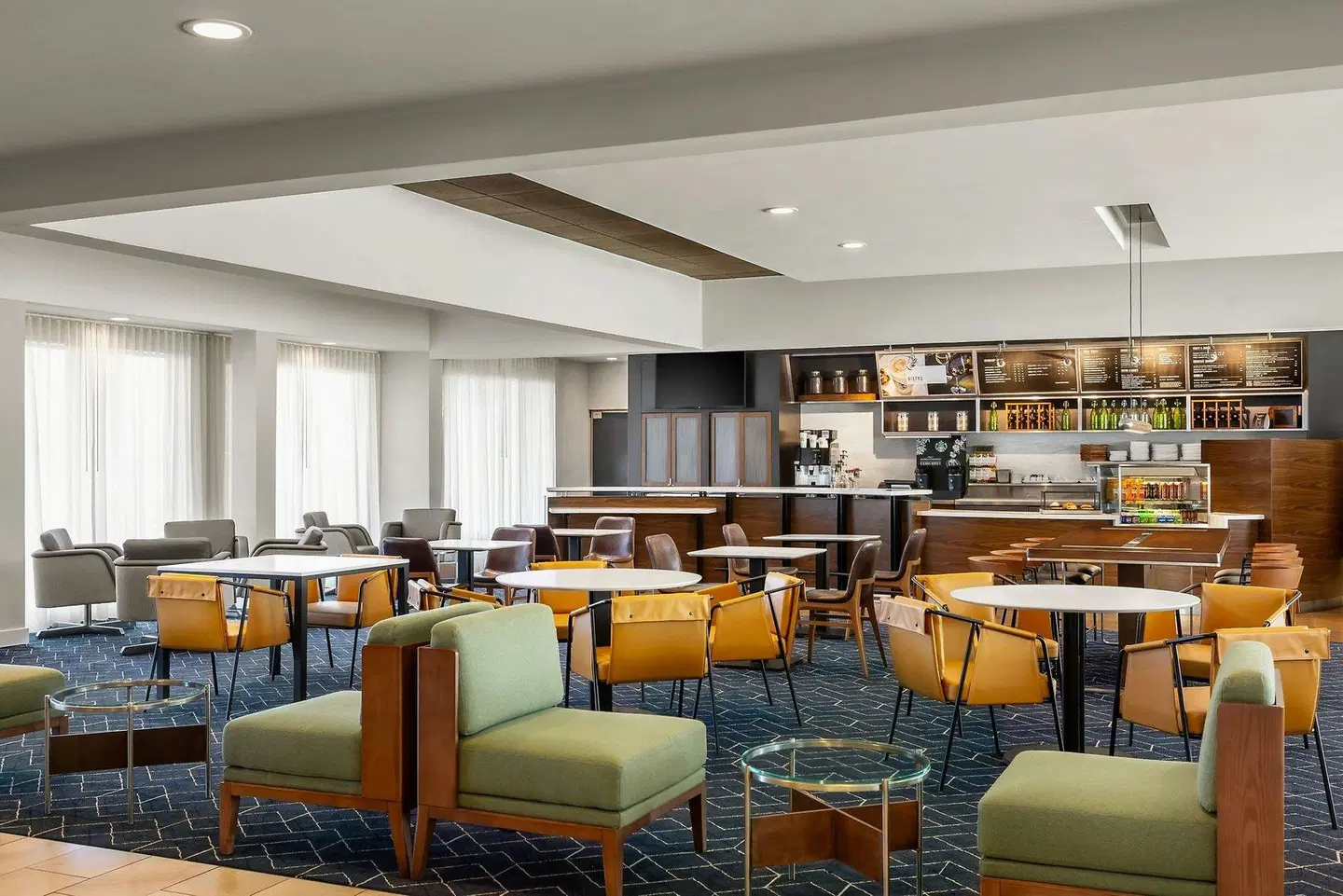 Courtyard by Marriott Minneapolis-St. Paul Airport Bar