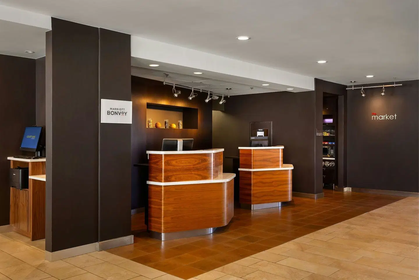 Courtyard by Marriott Minneapolis-St. Paul Airport LOUNGE_LOBBY