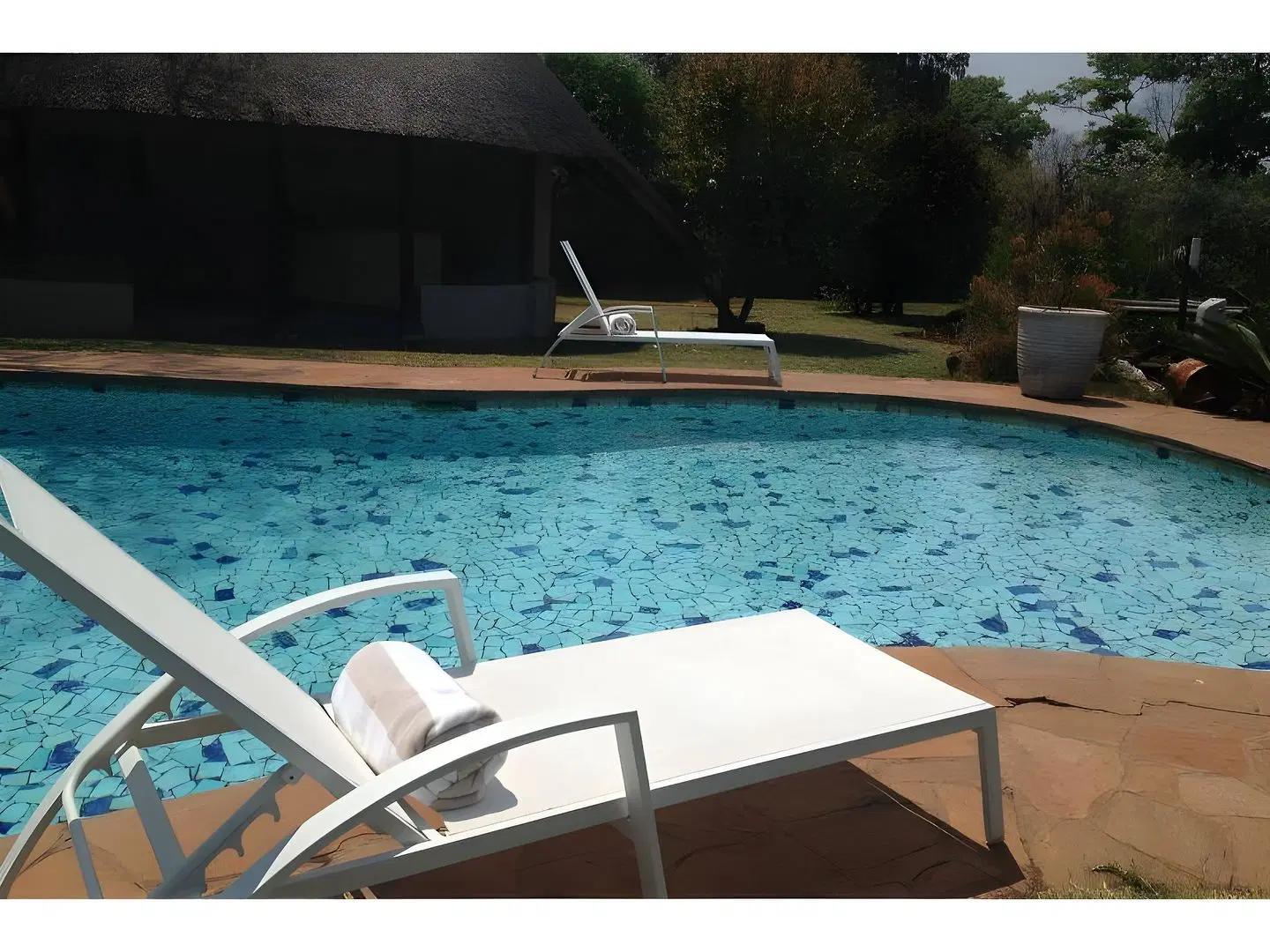 Willow Lodge OUTDOOR_POOL