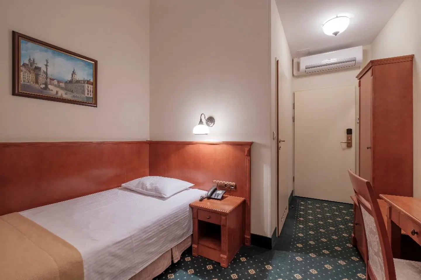 Hetman ROOM_EXAMPLE
