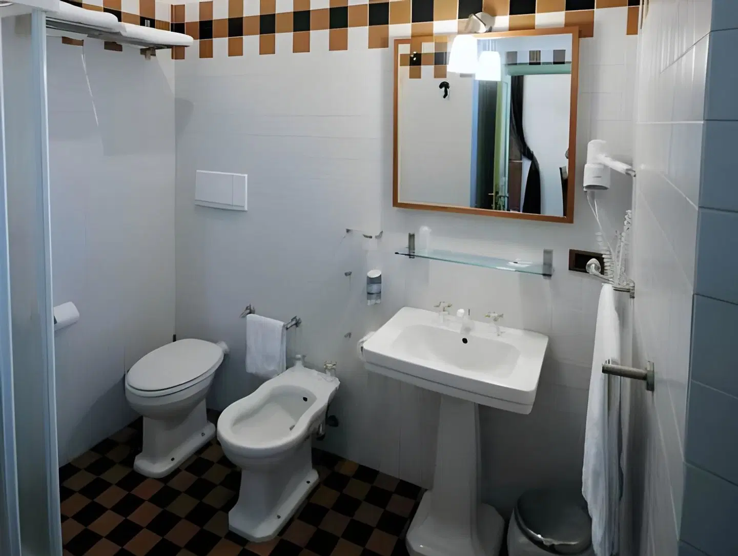 Albergo Castello Badezimmer