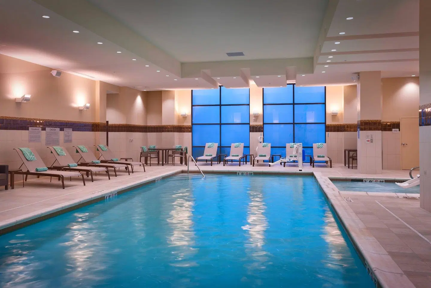 Courtyard by Marriott Salt Lake City Downtown Hallenbad