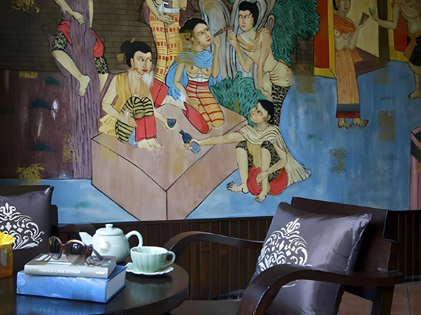 Anoma Boutique House PEOPLE
