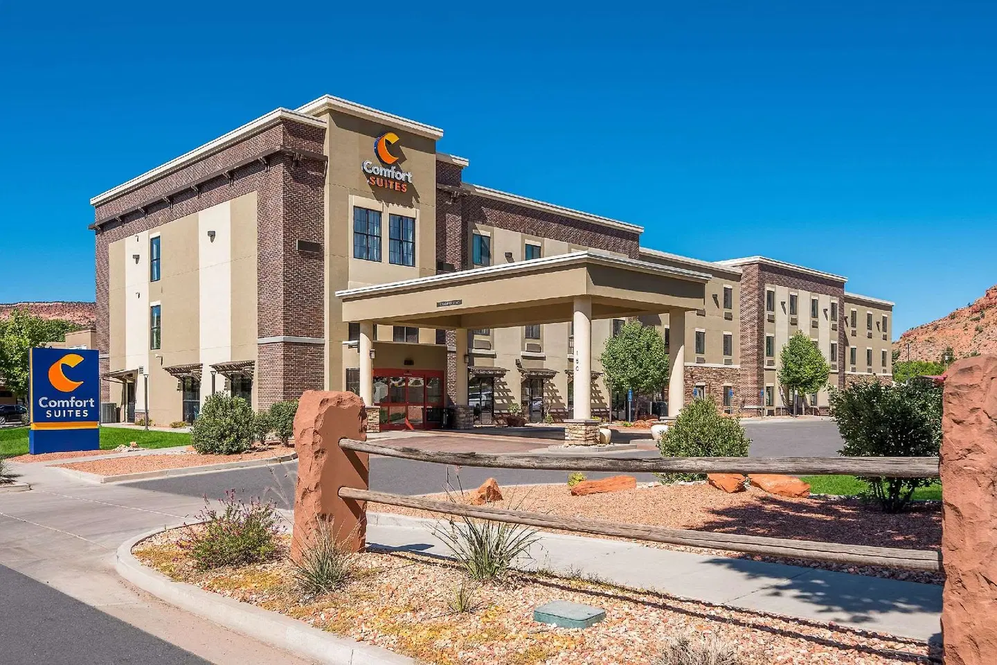 Comfort Suites Kanab National Park Area EXTERIOR