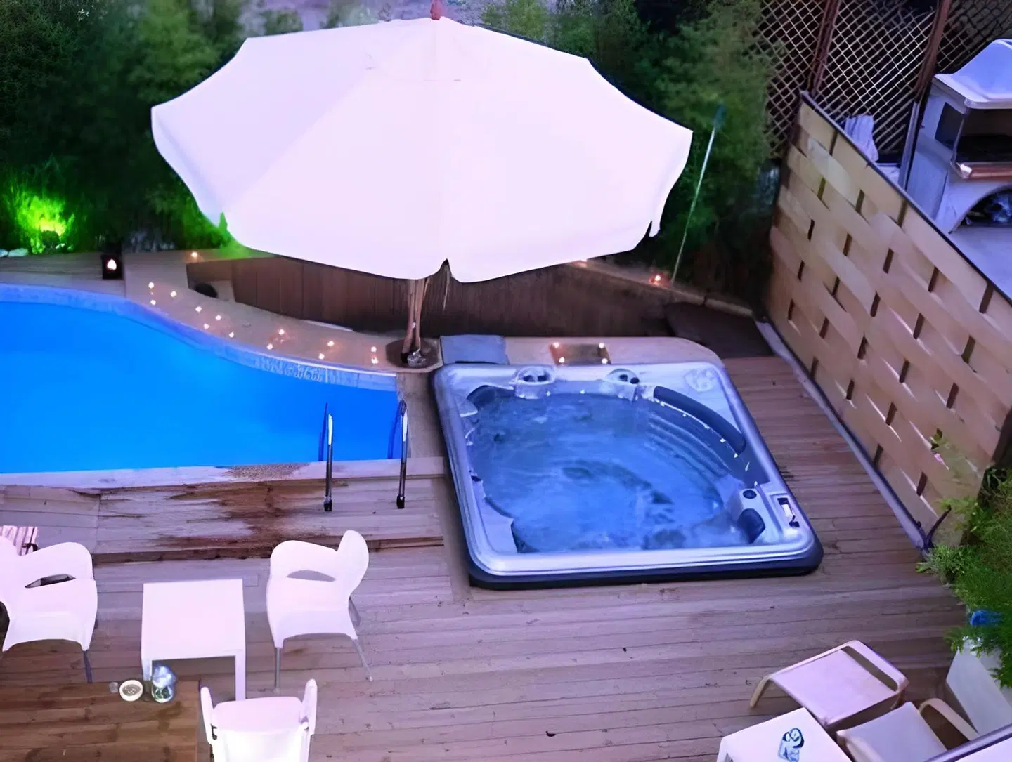 Sun George OUTDOOR_POOL