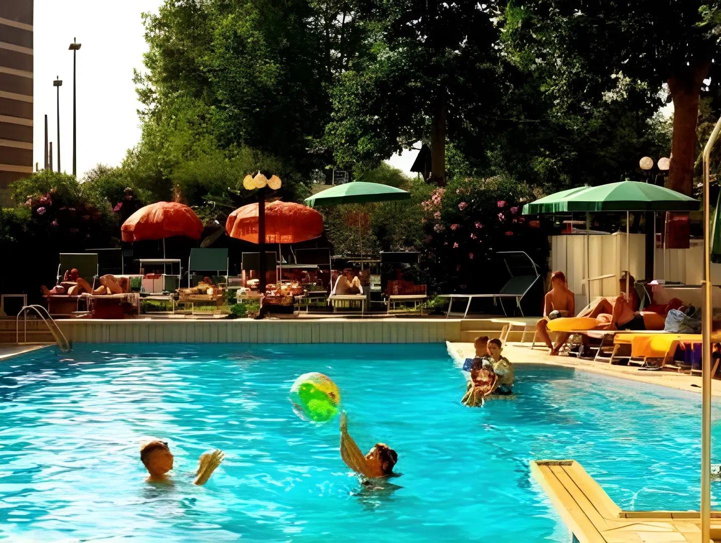 Ines OUTDOOR_POOL