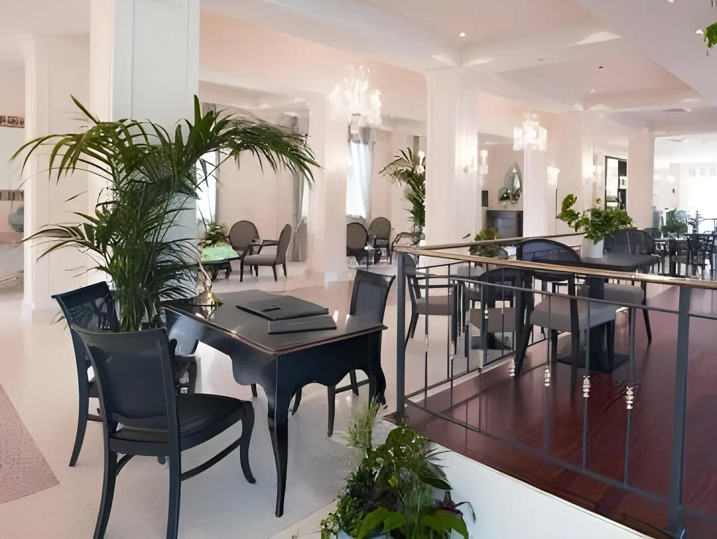 Savoia Hotel Regency LOUNGE_LOBBY