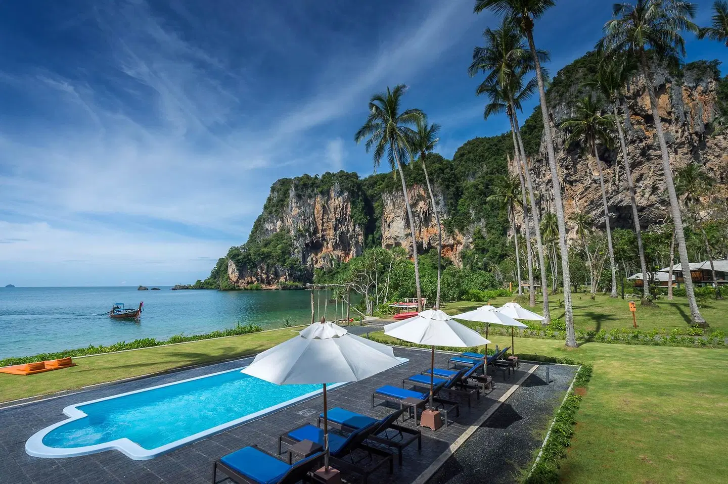 Tinidee Hideaway Tonsai Beach Krabi OUTDOOR_POOL