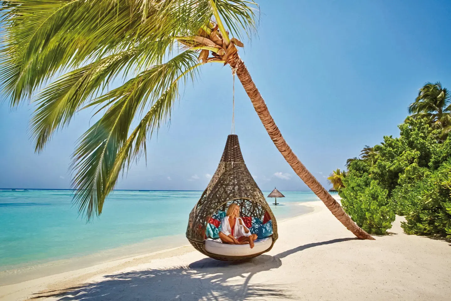 LUX* South Ari Atoll, Maldives OUTDOOR_POOL