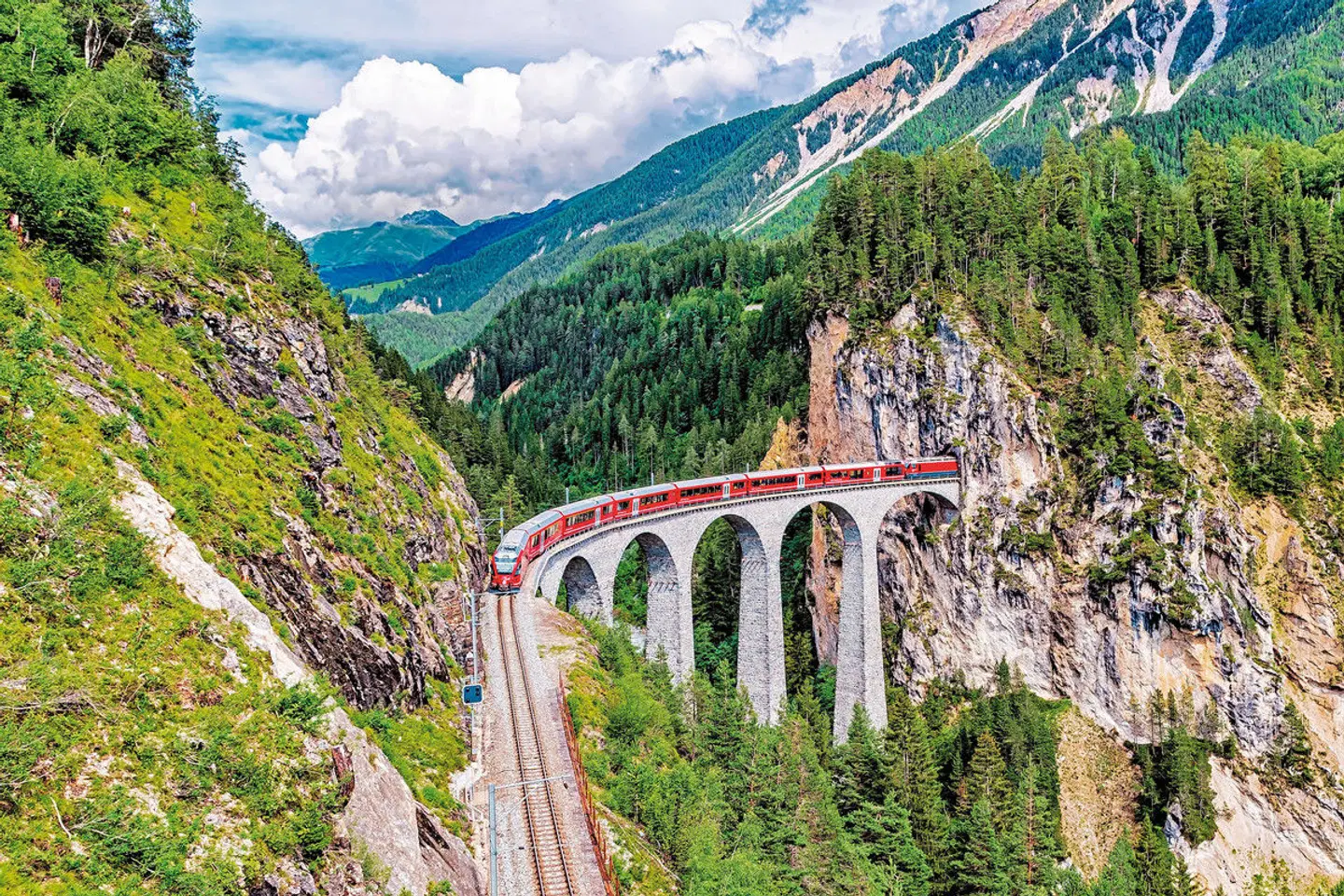 Alpine Cruise Bahnwandern LANDSCAPE