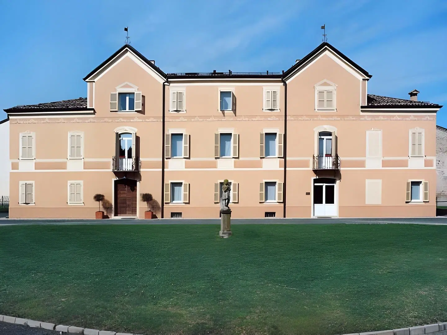 Villa Meli Lupi - Residenze Temporanee EXTERIOR