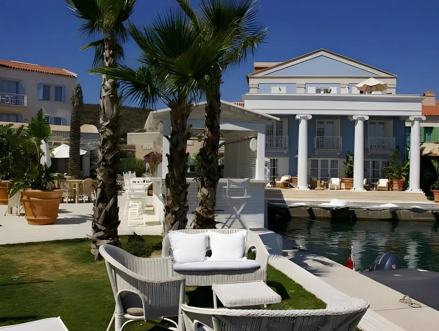 Port Alacati Hotel Terrasse