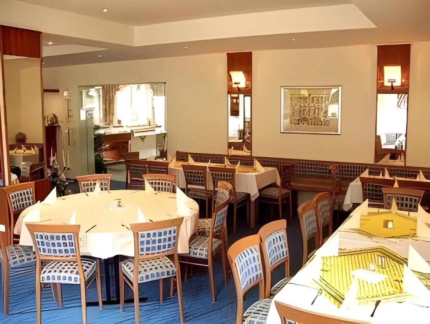 Tambach Restaurant