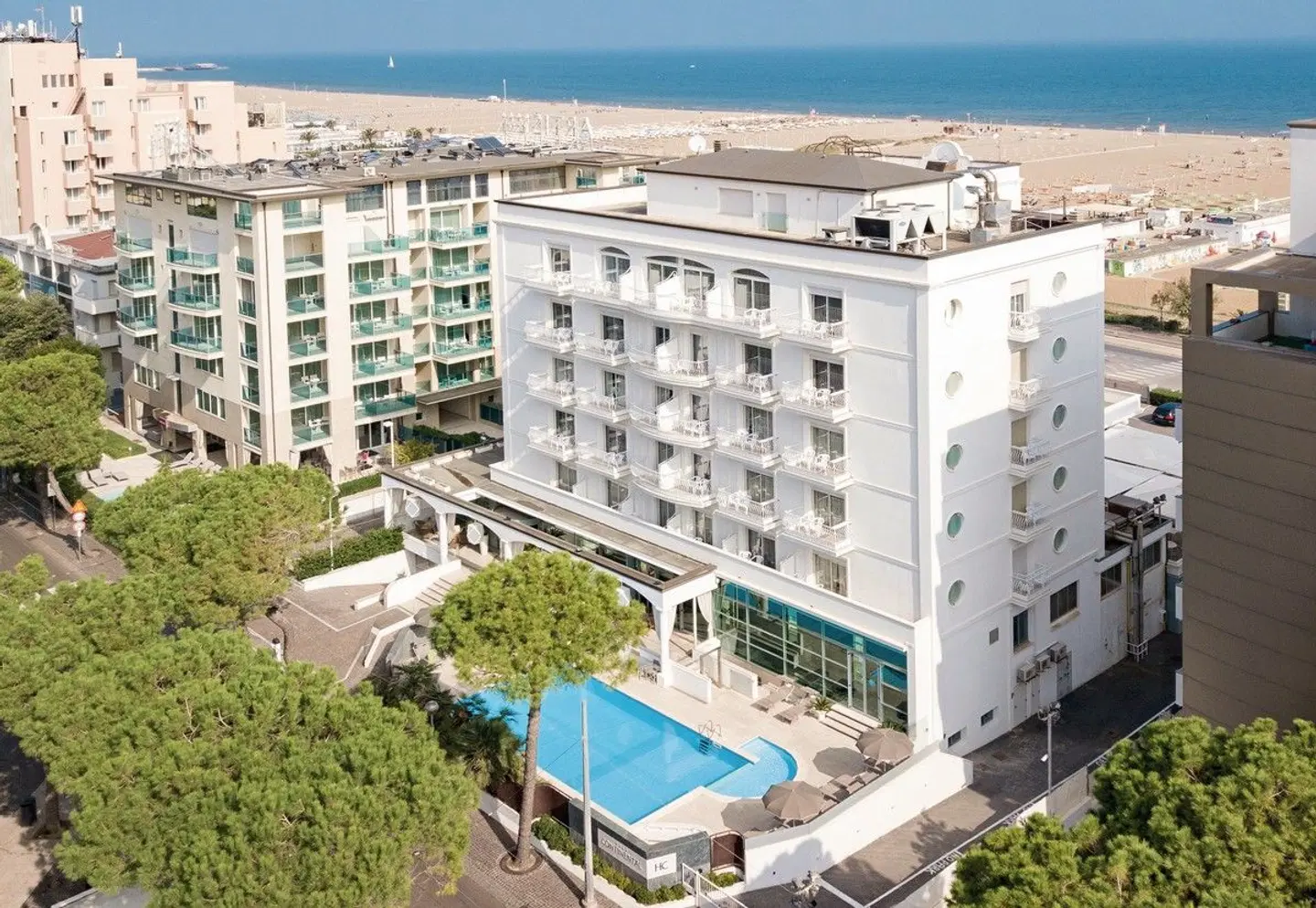 Continental EXTERIOR