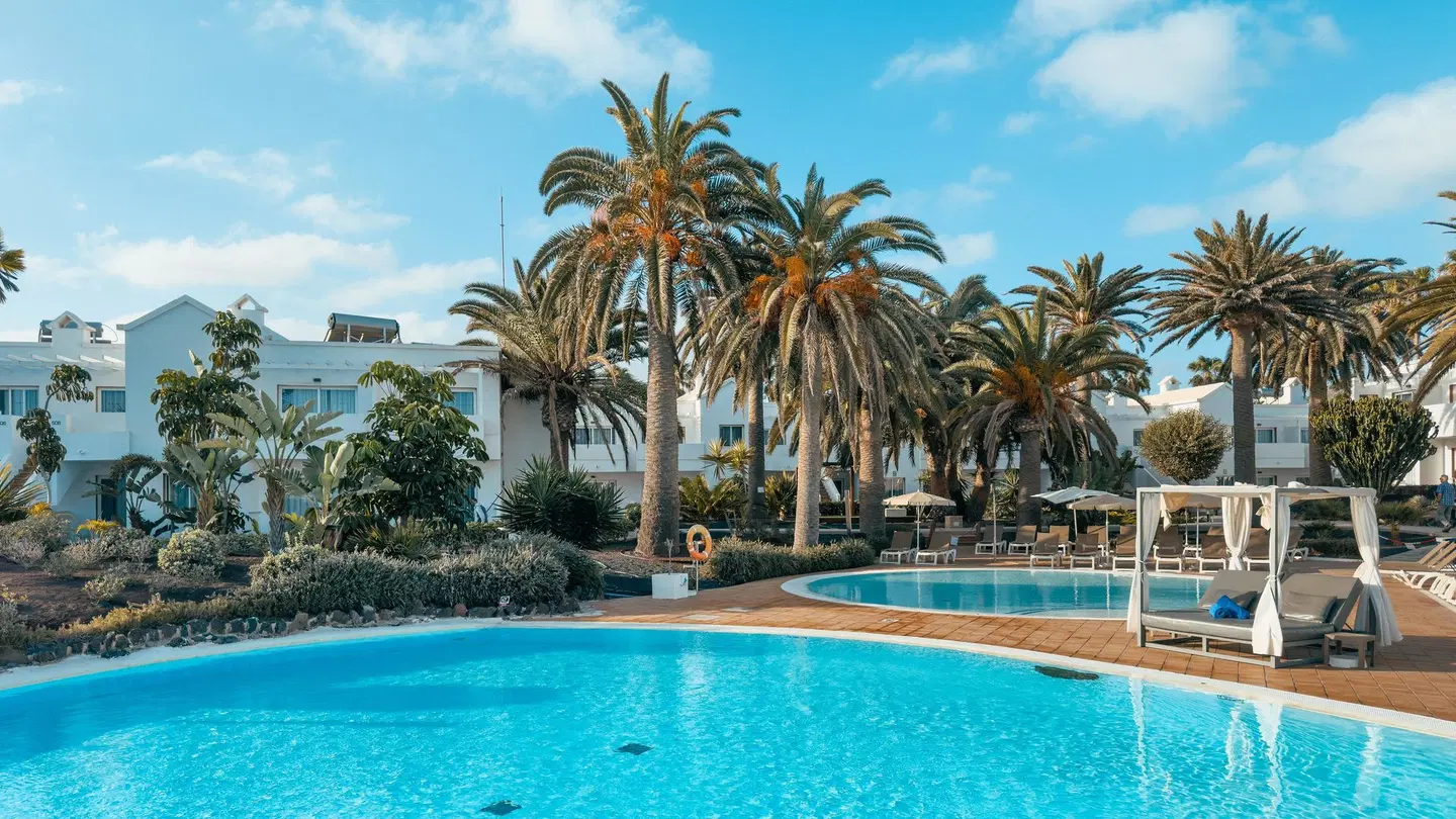 LABRANDA Corralejo Village OUTDOOR_POOL