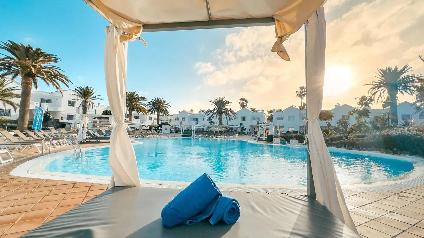 LABRANDA Corralejo Village OUTDOOR_POOL