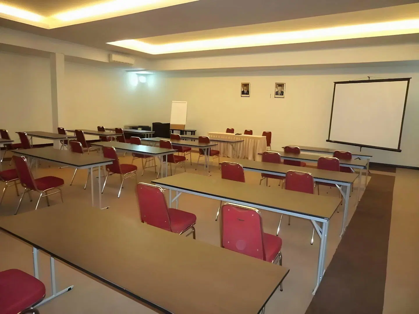 Drego Hotel CONFERENCE