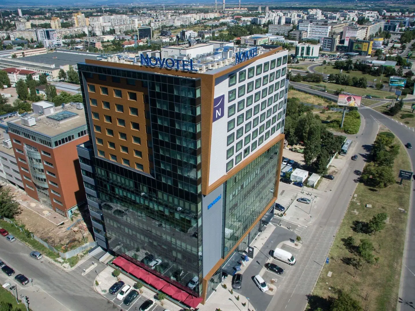 Novotel Sofia Hotel EXTERIOR