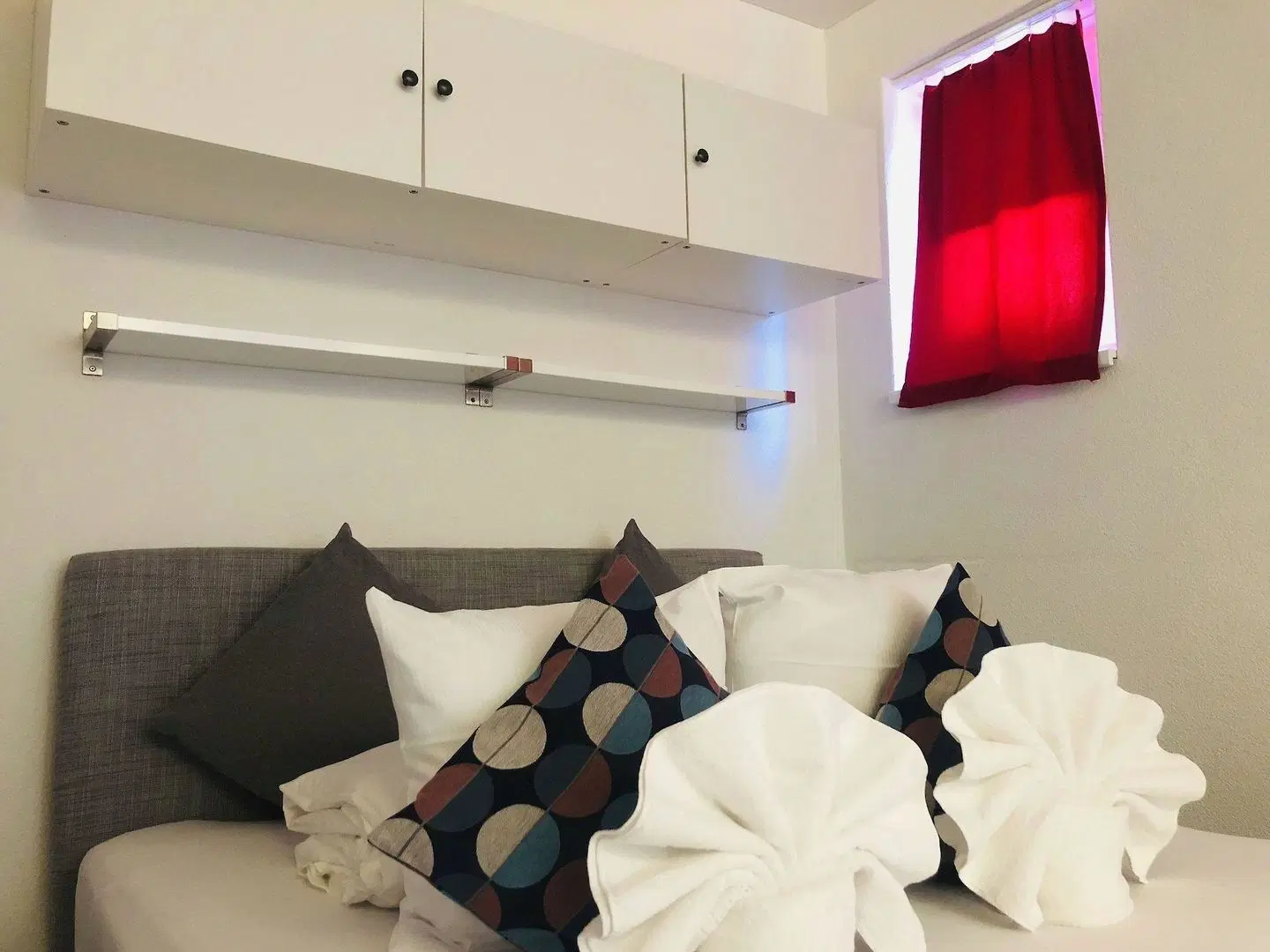INSIDE FIVE - City Apartments HEALTH_BEAUTY