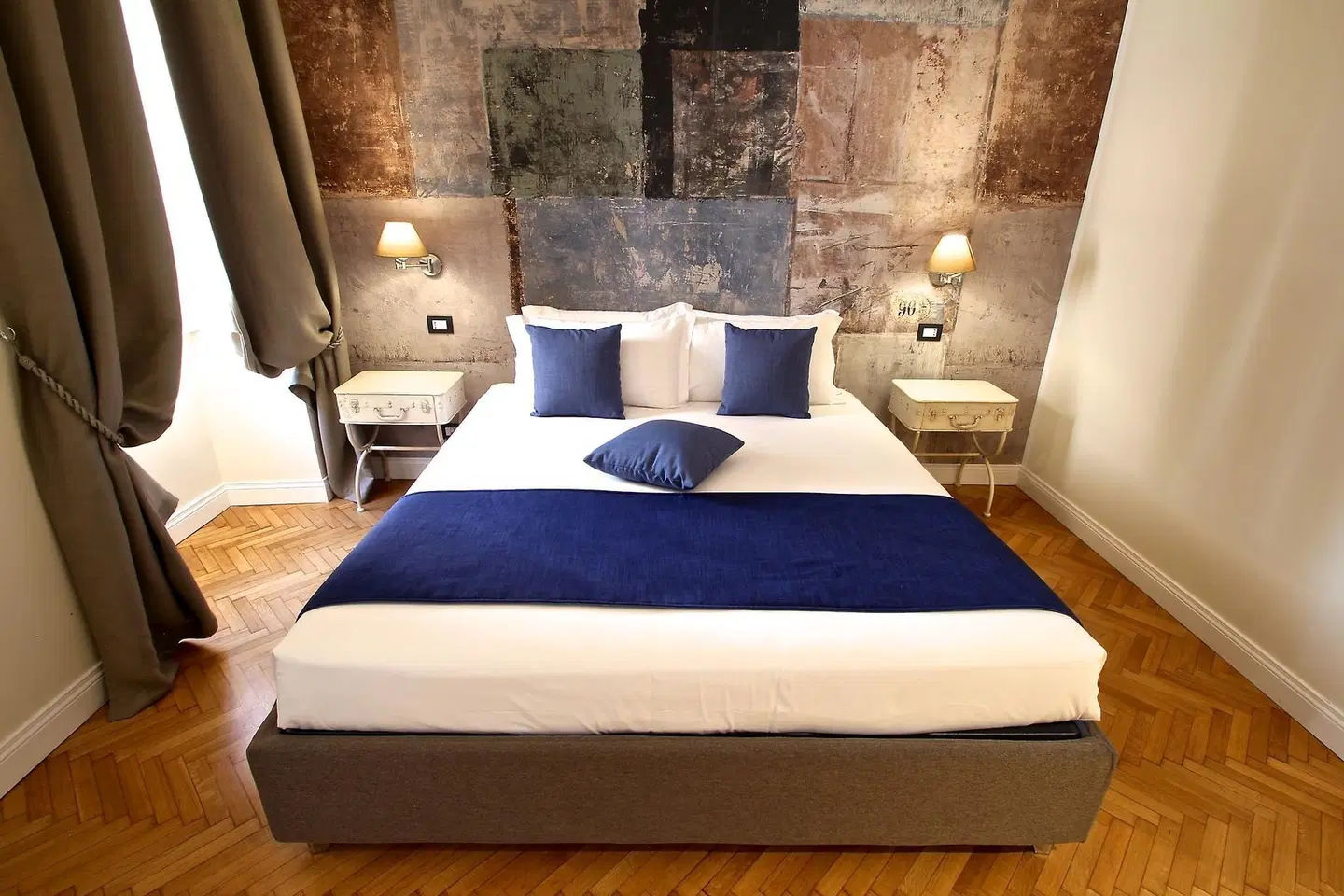 Spagna Secret Rooms ROOM_EXAMPLE